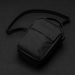 Kompak Crossbody Bag