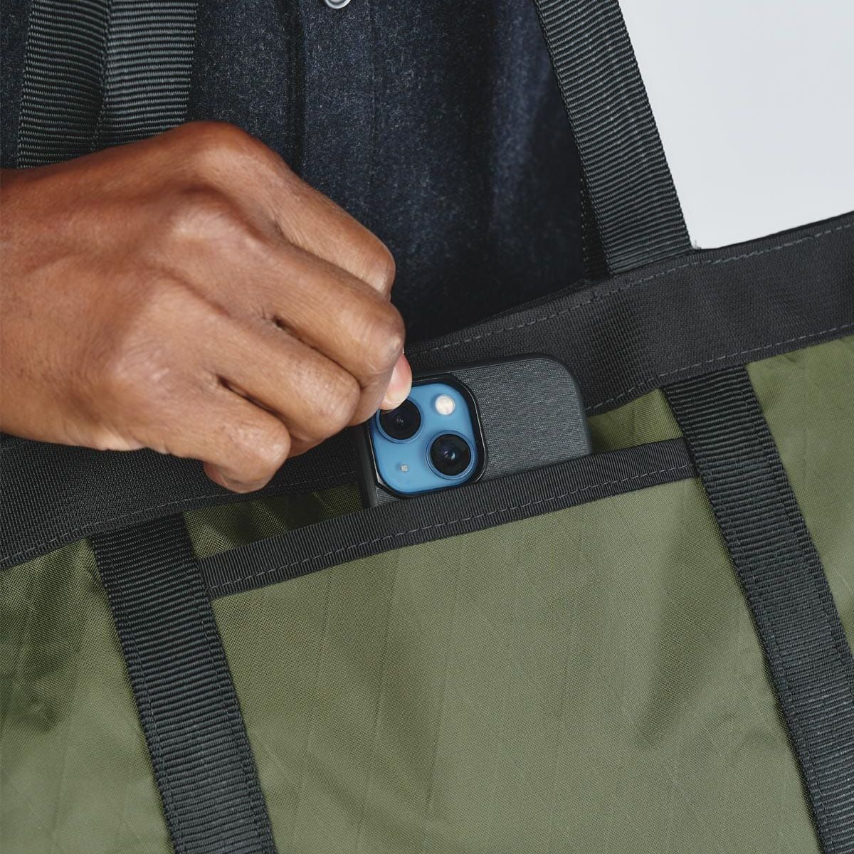 Helix 15L Tote