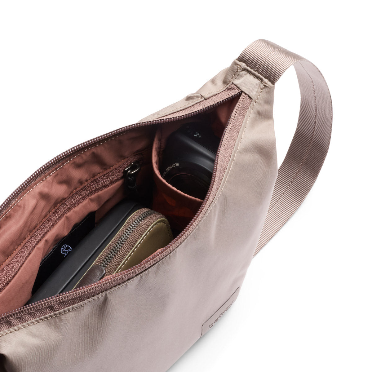 Laneway Crescent Bag 2.5L