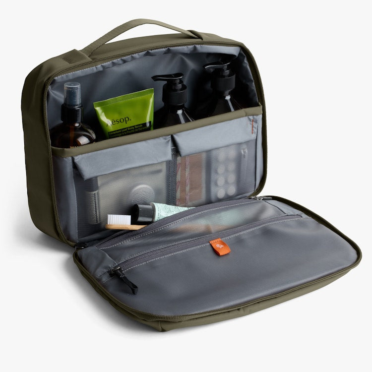 Hanging Toiletry Kit Plus