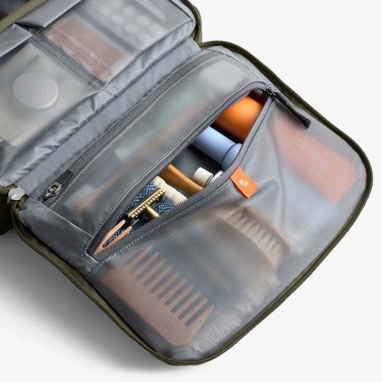 Hanging Toiletry Kit Plus