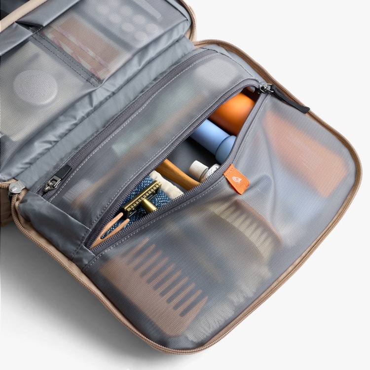 Hanging Toiletry Kit Plus