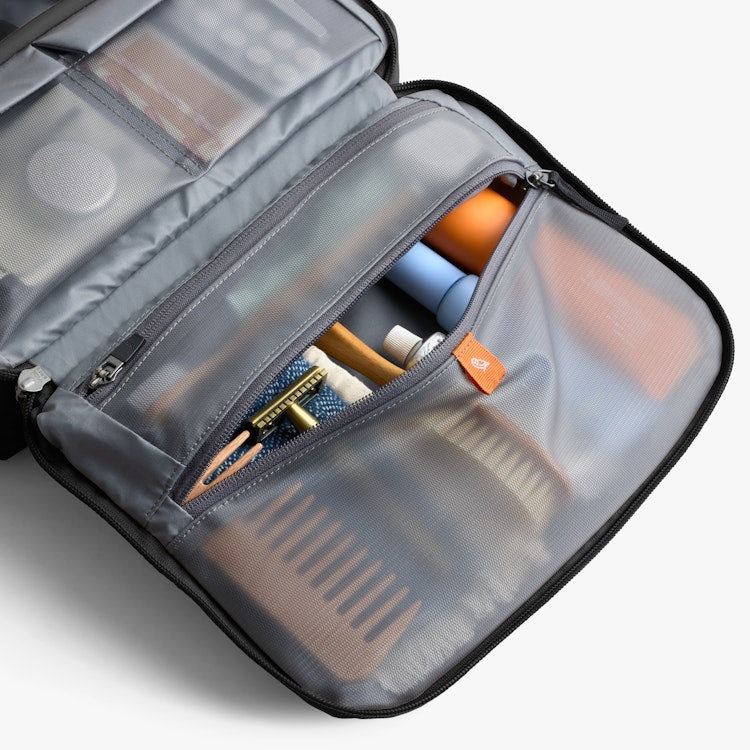 Hanging Toiletry Kit Plus