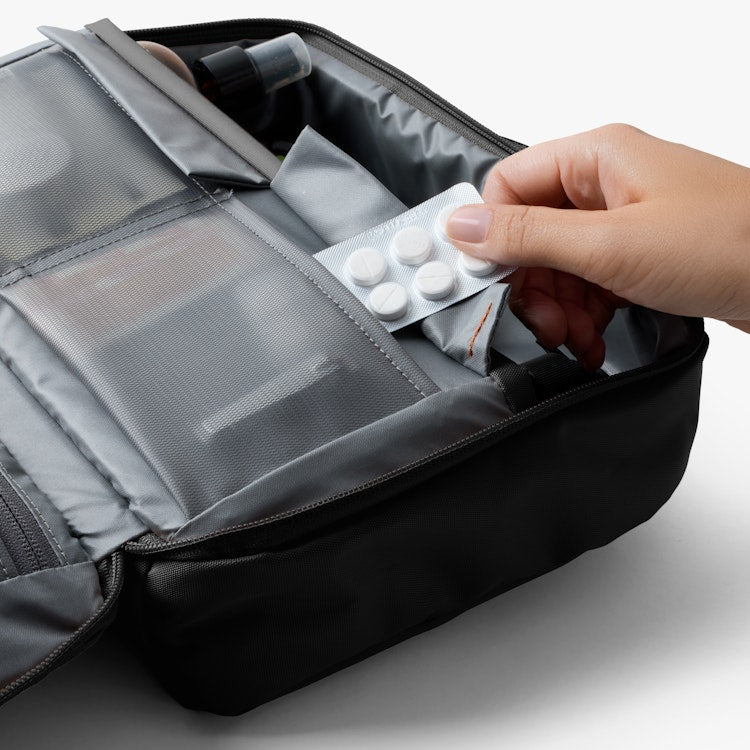 Hanging Toiletry Kit Plus