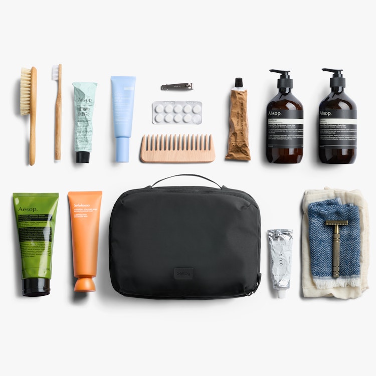 Hanging Toiletry Kit Plus
