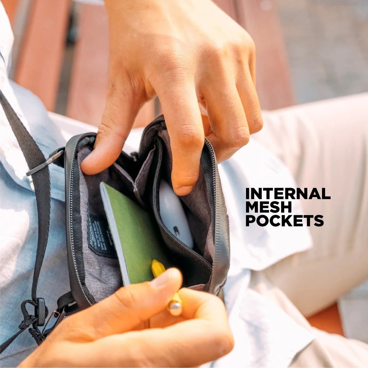 Access Pouch Nomatic Pouch Suburban.